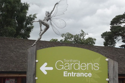 Image credit: <a href="https://commons.wikimedia.org/wiki/File:Trentham_Gardens_in_2005.jpg">Kevin Rushton</a>, <a href="https://creativecommons.org/licenses/by-sa/2.0">CC BY-SA 2.0</a>, via Wikimedia Commons